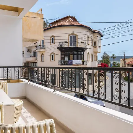 B&w 2-bedroom Appartement Larnaca